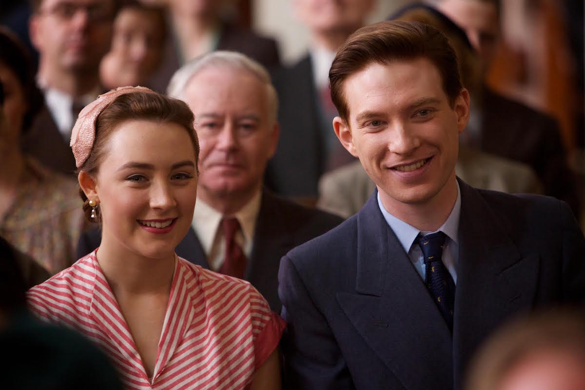 Saoirse Ronan ve Domhnall Gleeson (Brooklyn)