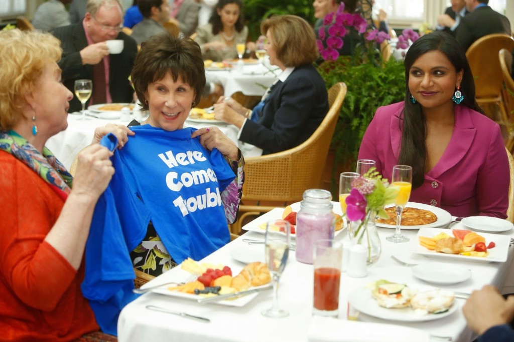 Jenny O'Hara, Rhea Perlman ve Mindy Kaling