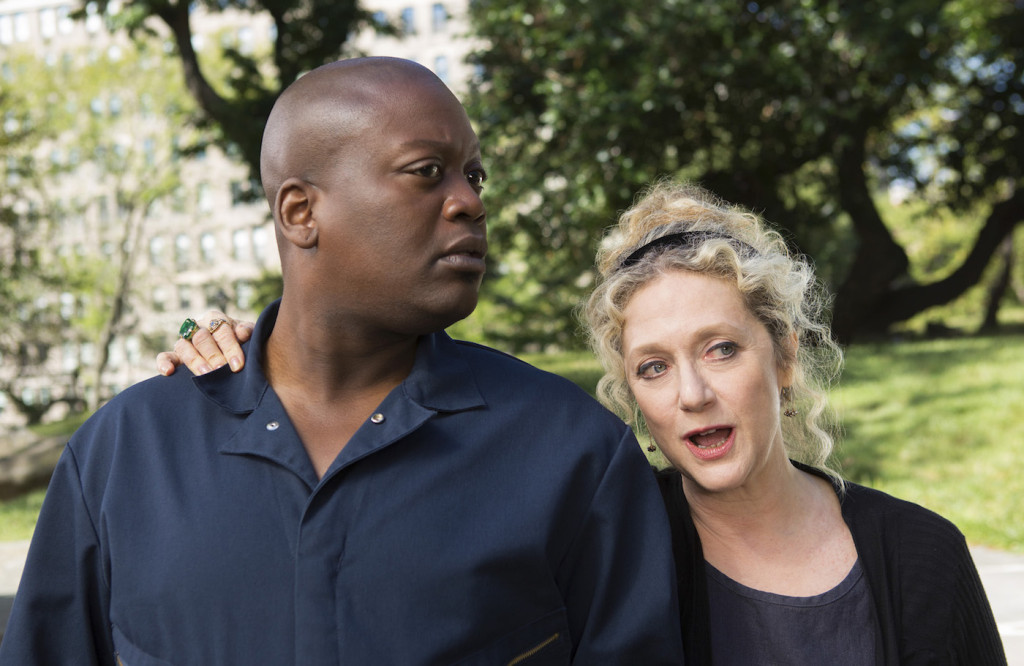 Tituss Burgess ve Carol Kane