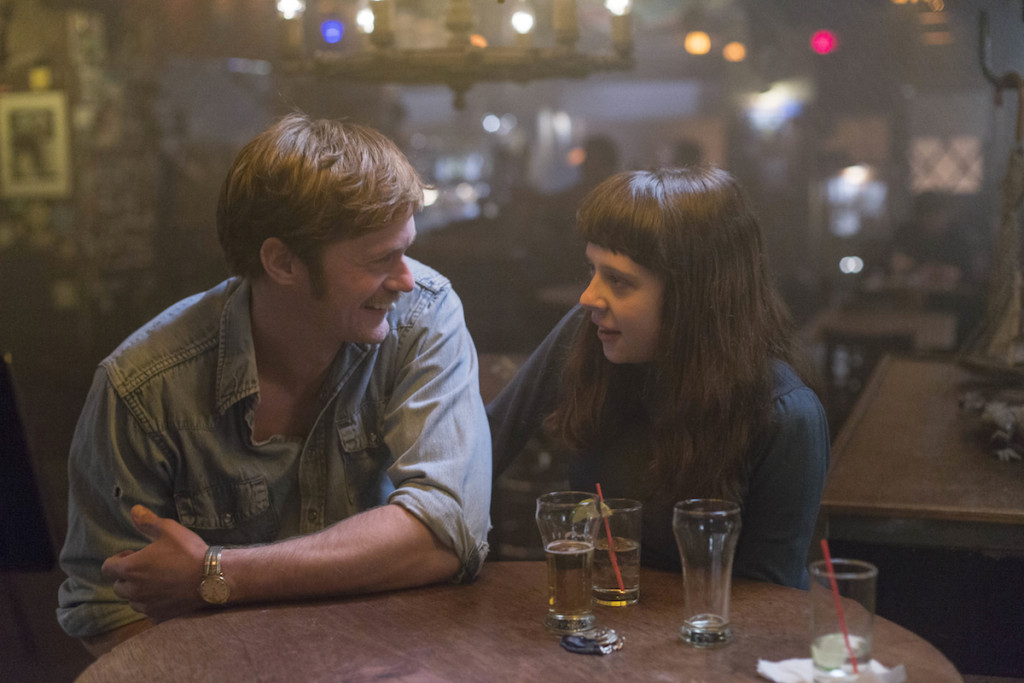 Alexander Skarsgard ve Bel Powley