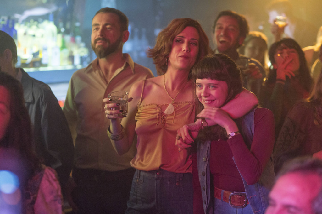 Kristen Wiig ve Bel Powley