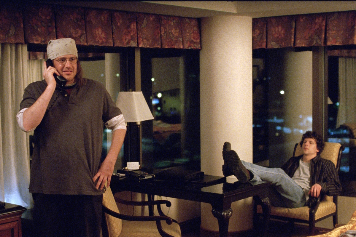 Jason Segel ve Jesse Eisenberg